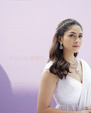Timeless Beauty Mrunal Thakur in a Lavender Lehenga with a V Neckline Photos 06
