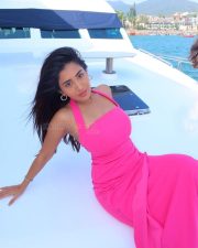 Tollywood Actress Rashi Singh in a Fuchsia Pink Halter Neck Maxi Dress Stills 03 Tollywood Actress Rashi Singh in a Fuchsia Pink Halter Neck Maxi Dress Stills 03