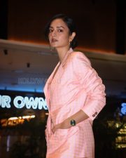 Trendy Shanvi Srivastava Cleavage in a Pink Gingham Blazer Suit with Square Neck Crop Top Photos 03 Trendy Shanvi Srivastava Cleavage in a Pink Gingham Blazer Suit with Square Neck Crop Top Photos 03