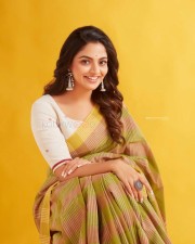 Trendy and Stylish Malayalam Actress Nikhila Vimal Photoshoot Pictures 03