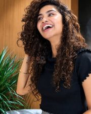 Winsome Actress Anupama Parameswaran in a Black Ribbed Crop Top Photos 05 Winsome Actress Anupama Parameswaran in a Black Ribbed Crop Top Photos 05
