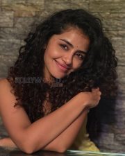 Winsome Actress Anupama Parameswaran in a Yellow Ruffled Sleeveless Top Photos 01 Winsome Actress Anupama Parameswaran in a Yellow Ruffled Sleeveless Top Photos 01
