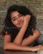 Winsome Actress Anupama Parameswaran in a Yellow Ruffled Sleeveless Top Photos 02 Winsome Actress Anupama Parameswaran in a Yellow Ruffled Sleeveless Top Photos 02