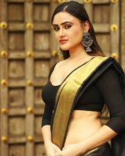 Wonderful Sony Charista Photoshoot Pictures 01