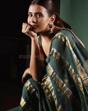 Aadya Actress Hebah Patel in a Green Silk Saree Photos 05