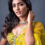 Eesha Rebba 11