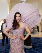 Actress Aishwarya Rai at Cannes 2022 Stills 02
