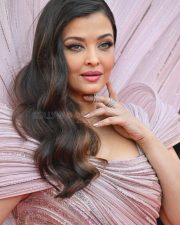 Actress Aishwarya Rai at Cannes 2022 Stills 04