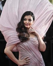 Actress Aishwarya Rai at Cannes 2022 Stills 11