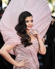 Actress Aishwarya Rai at Cannes 2022 Stills 21