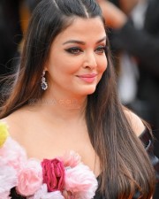 Actress Aishwarya Rai at Cannes 2022 Stills 31