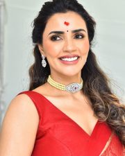 Actress Akshara Gowda at Hailesso Movie Launch Pictures 01