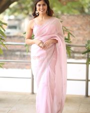 Actress Amritha Aiyer at Bachhala Malli Movie Interview Photos 17 Actress Amritha Aiyer at Bachhala Malli Movie Interview Photos 17