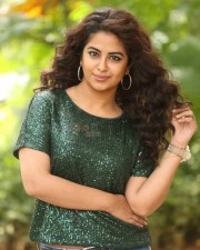 Avika Gor 41 Actress Avika Gor At Raju Gari Gadhi Interview Stills