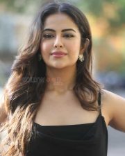 Actress Avika Gor at 1920 Horror Of The Heart Press Meet Photos 28