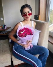 Actress Banita Sandhu Photos