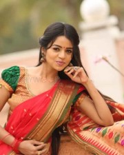 Actress Bhavya Sri At Silk India Expo Photos