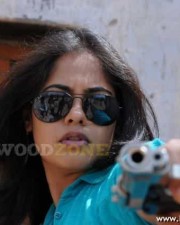 Actress Bindu Madhavi Images