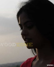 Actress Bindu Madhavi Images