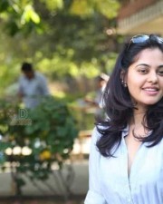 Actress Bindu Madhavi Photoshoot Stills