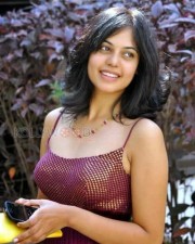 Actress Bindu Madhavi Spicy New Pictures