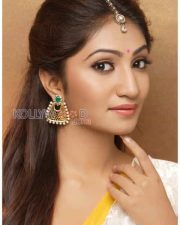 Actress Bommu Lakshmi Photoshoot Pictures
