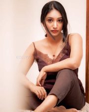 Actress Bommu Lakshmi Sexy Photoshoot Pictures