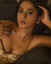 Actress Dakkshi Guttikonda Sexy Beautiful Photoshoot Stills