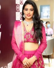 Actress Daksha Nagarkar At Malabar Gold Diamonds Artistry Branded Jewellery Show Photos 17