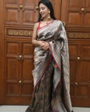 Actress Daksha Nagarkar at Ravanasura Movie Pre Release Event Photos 05