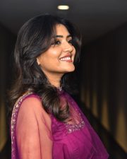 Actress Eesha Rebba Speech at 3Roses Season 2 Teaser Launch Photos 04