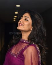 Actress Eesha Rebba Speech at 3Roses Season 2 Teaser Launch Photos 10