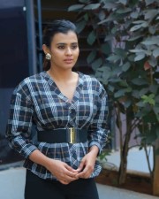 Hebah Patel 36 Actress Hebah Patel At Kisses Press Meet Photos