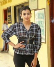 Hebah Patel 25 Actress Hebah Patel At Kisses Press Meet Photos