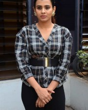 Hebah Patel 17 Actress Hebah Patel At Kisses Press Meet Photos