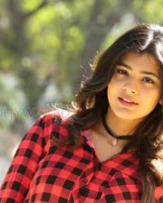 Hebah Patel 15