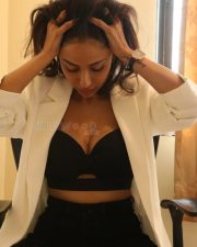 Actress Kapilakshi Malhotra Latest Photoshoot Pictures
