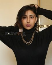 Actress Kapilakshi Malhotra Latest Photoshoot Pictures
