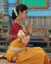 Actress Nayanthara In Sri Rama Rajyam Movie Pictures