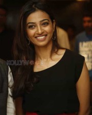 Actress Radhika Apte New Photos