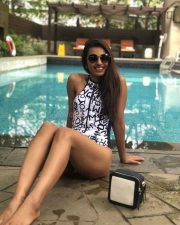Actress Radhika Apte Sexy Photoshoot Pictures