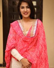 Actress Rhea Chakraborthy At Dhanusu Raasi Neyargalae Movie Pooja