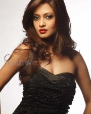 Actress Riya Sen Sexy Photos