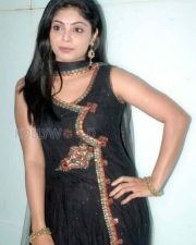 Actress Shikha Pictures 07