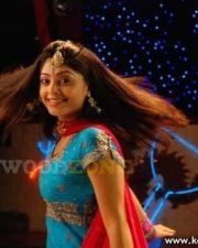 Actress Shikha Stills 01