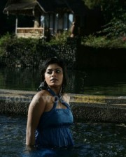 Actress Shikha Stills 06