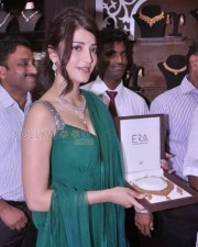 Actress Shruthi Hassan Sexy Pictures