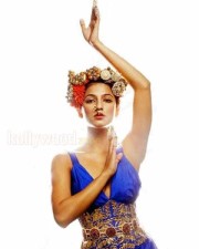 Actress Shruti Haasan Photos