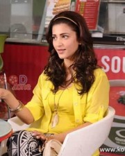 Actress Sruthi Hassan Pictures