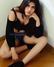 Actress Twiinkle Saaj Sexy Pictures